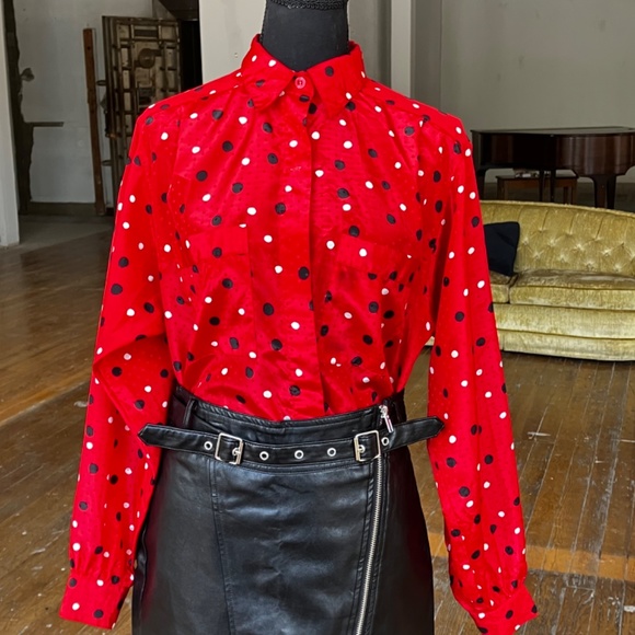 Red black-and-white silky button-down 90's top. - Picture 10 of 11
